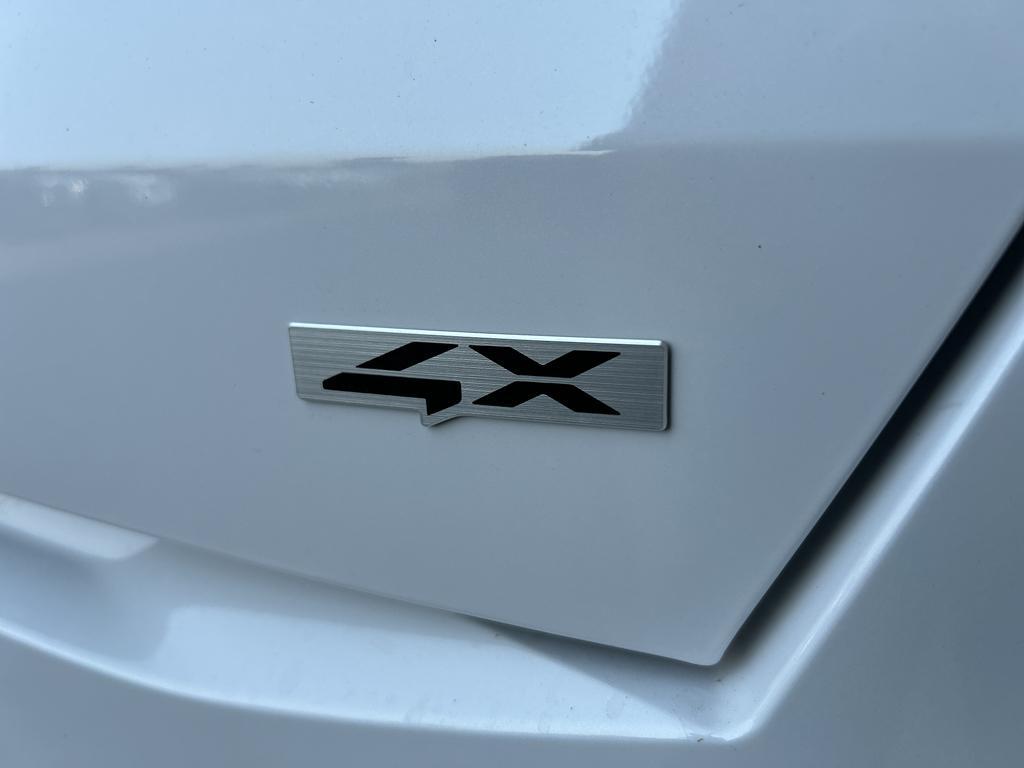 new 2026 Kia Sorento car, priced at $38,995