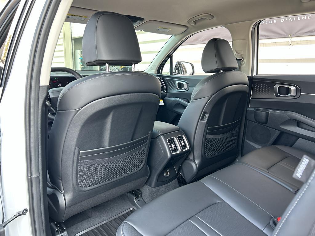 new 2026 Kia Sorento car, priced at $38,995