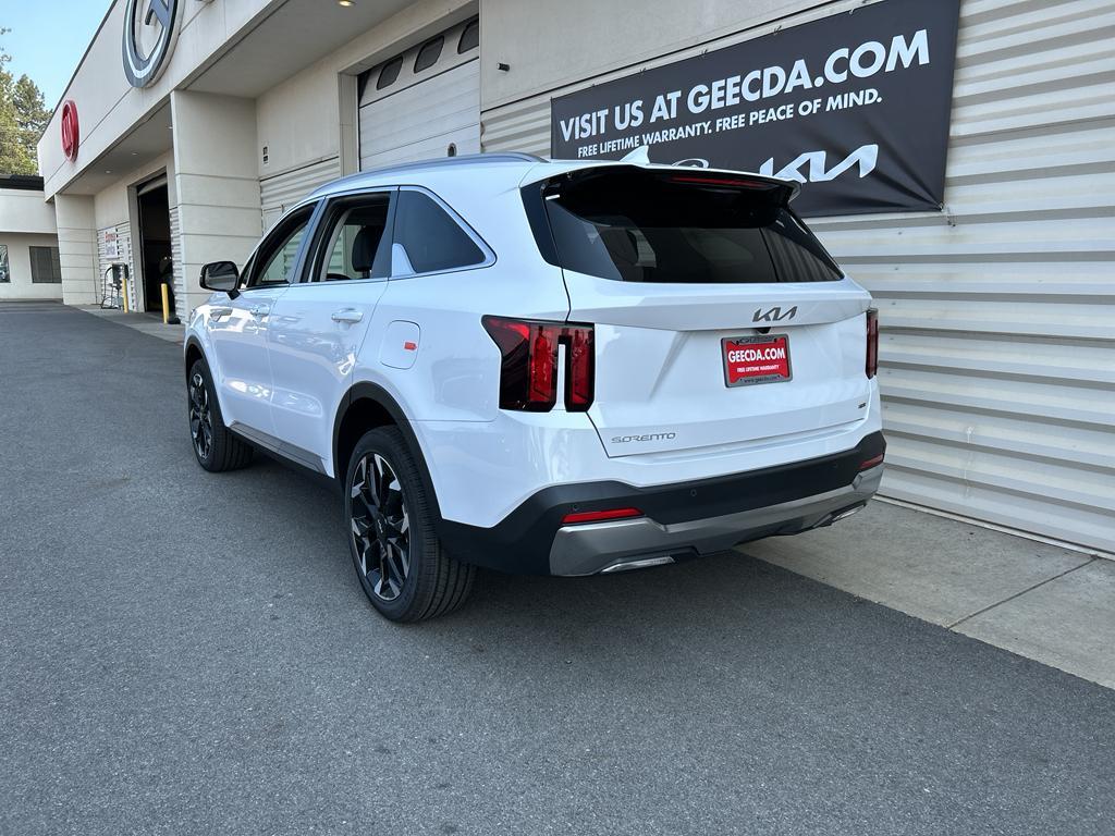 new 2026 Kia Sorento car, priced at $38,995