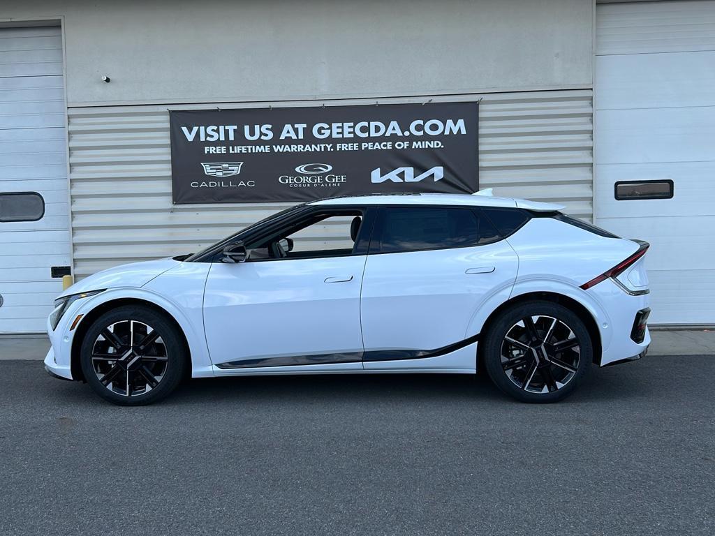 new 2025 Kia EV6 car, priced at $55,175
