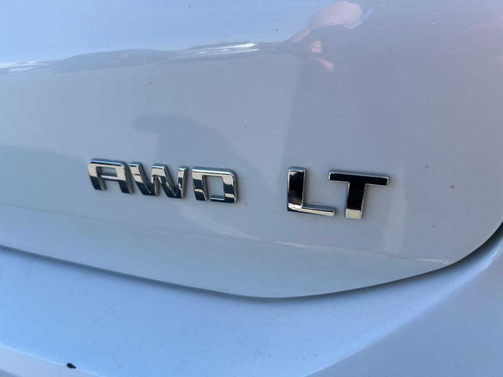 used 2023 Chevrolet Equinox car, priced at $24,000