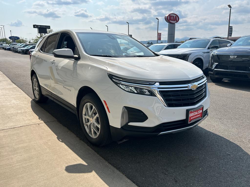 used 2023 Chevrolet Equinox car, priced at $24,000