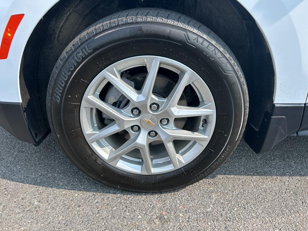 used 2023 Chevrolet Equinox car, priced at $24,000