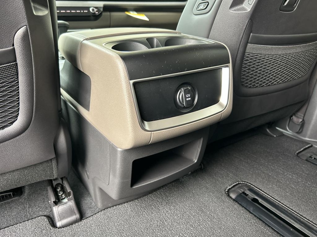 new 2026 Kia Carnival car, priced at $41,885