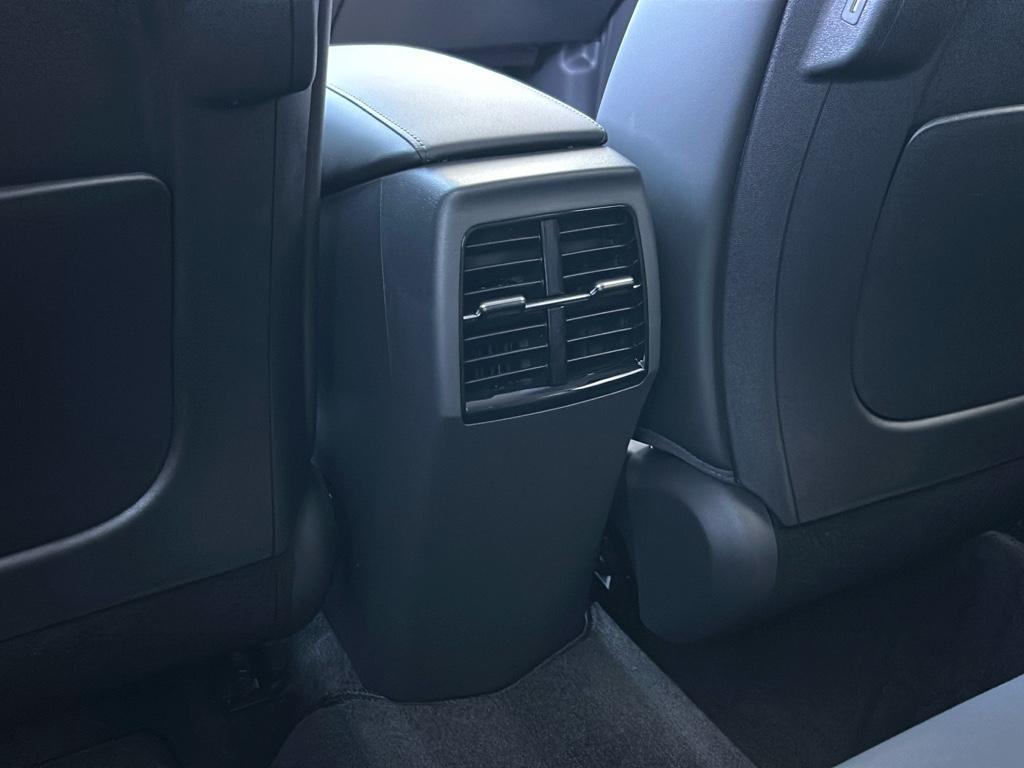 new 2025 Kia Niro car, priced at $29,990