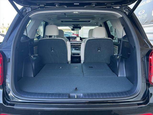 used 2024 Hyundai Palisade car, priced at $44,991