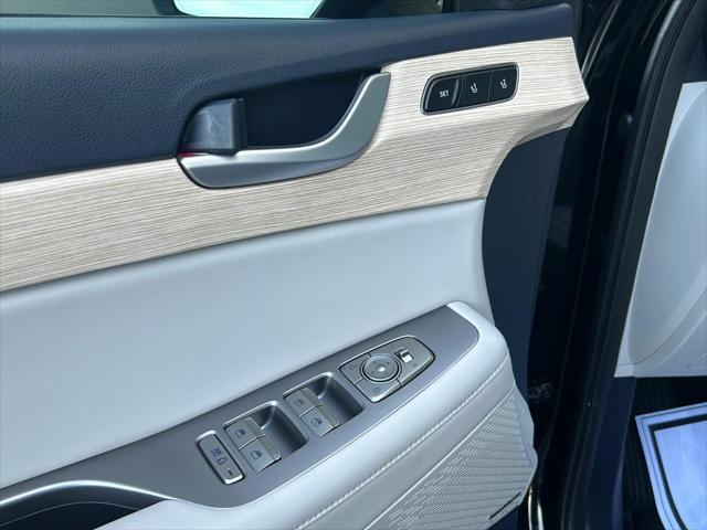 used 2024 Hyundai Palisade car, priced at $44,991
