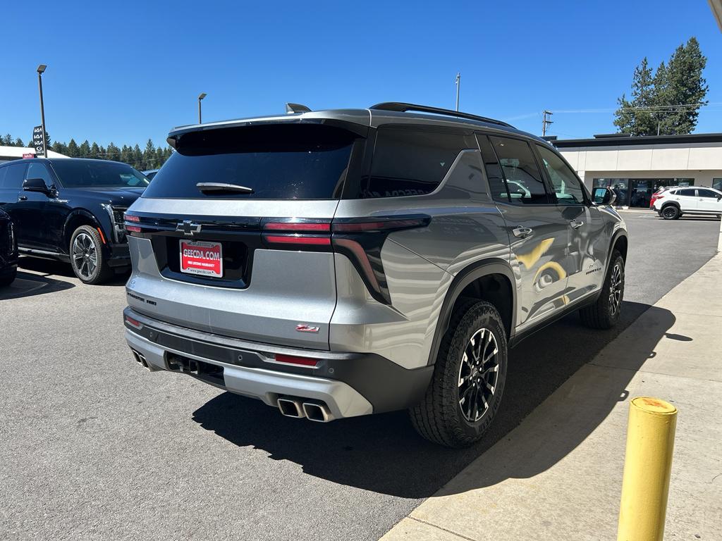 used 2024 Chevrolet Traverse car, priced at $46,000