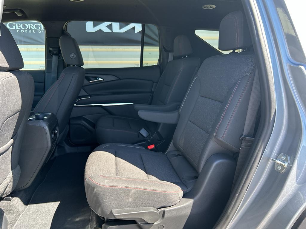 used 2024 Chevrolet Traverse car, priced at $46,000