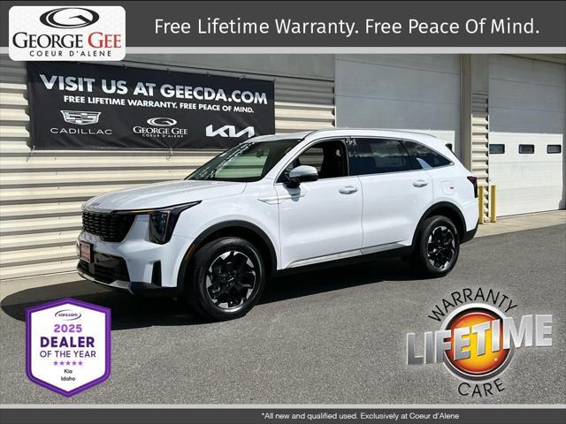 new 2025 Kia Sorento car, priced at $39,175