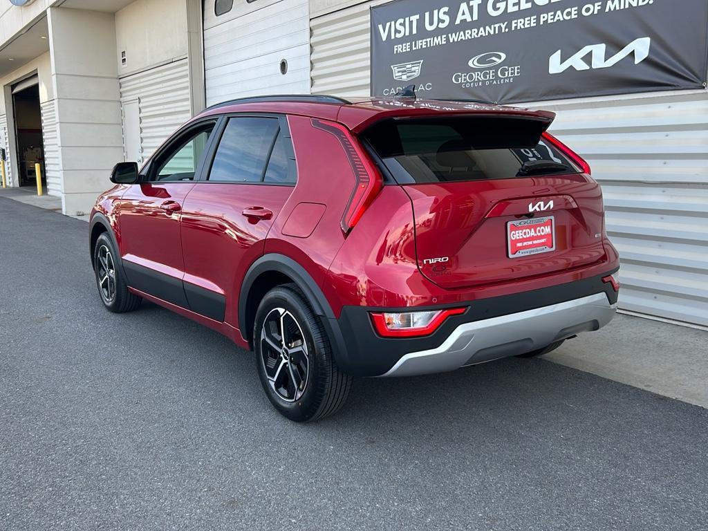 new 2025 Kia Niro car, priced at $29,605