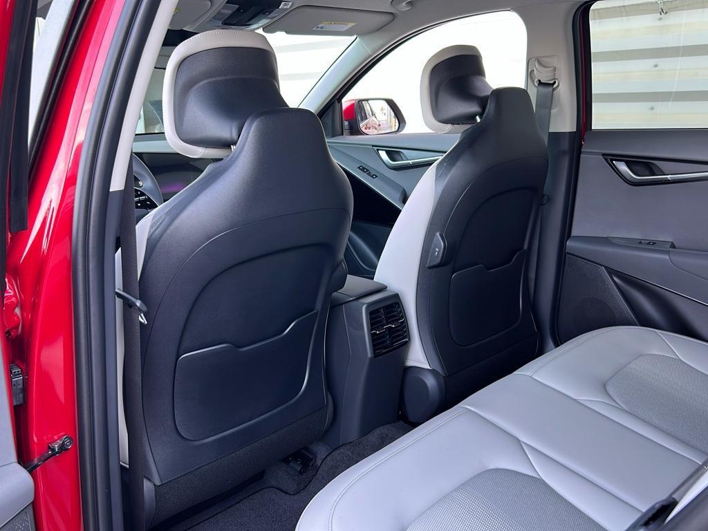 new 2025 Kia Niro car, priced at $29,605