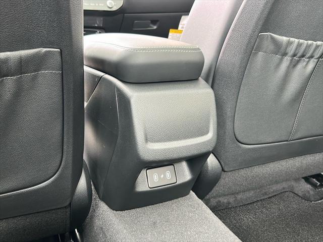 new 2025 Kia K5 car, priced at $33,995