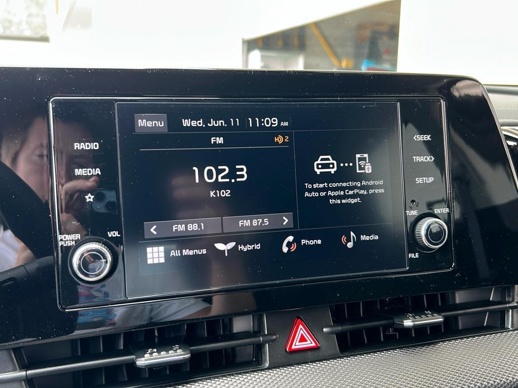 new 2025 Kia Sportage Hybrid car, priced at $30,305