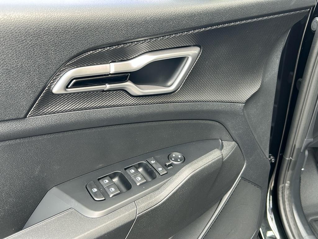 new 2025 Kia Sportage Hybrid car, priced at $30,305