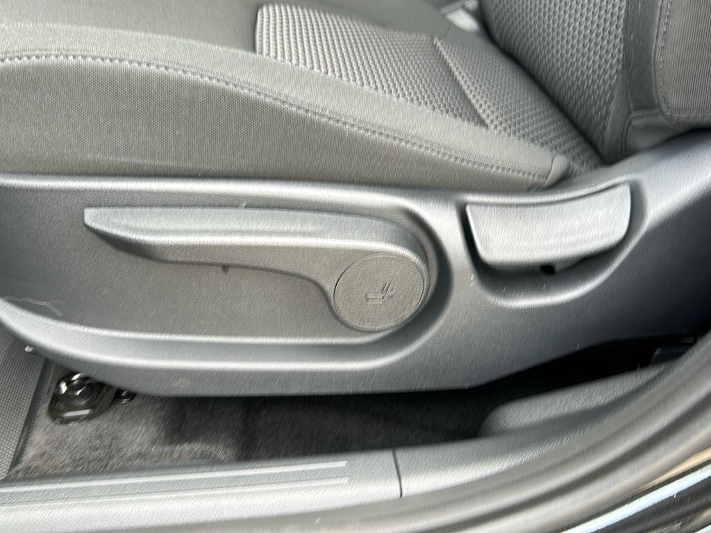 new 2025 Kia Sportage Hybrid car, priced at $30,305