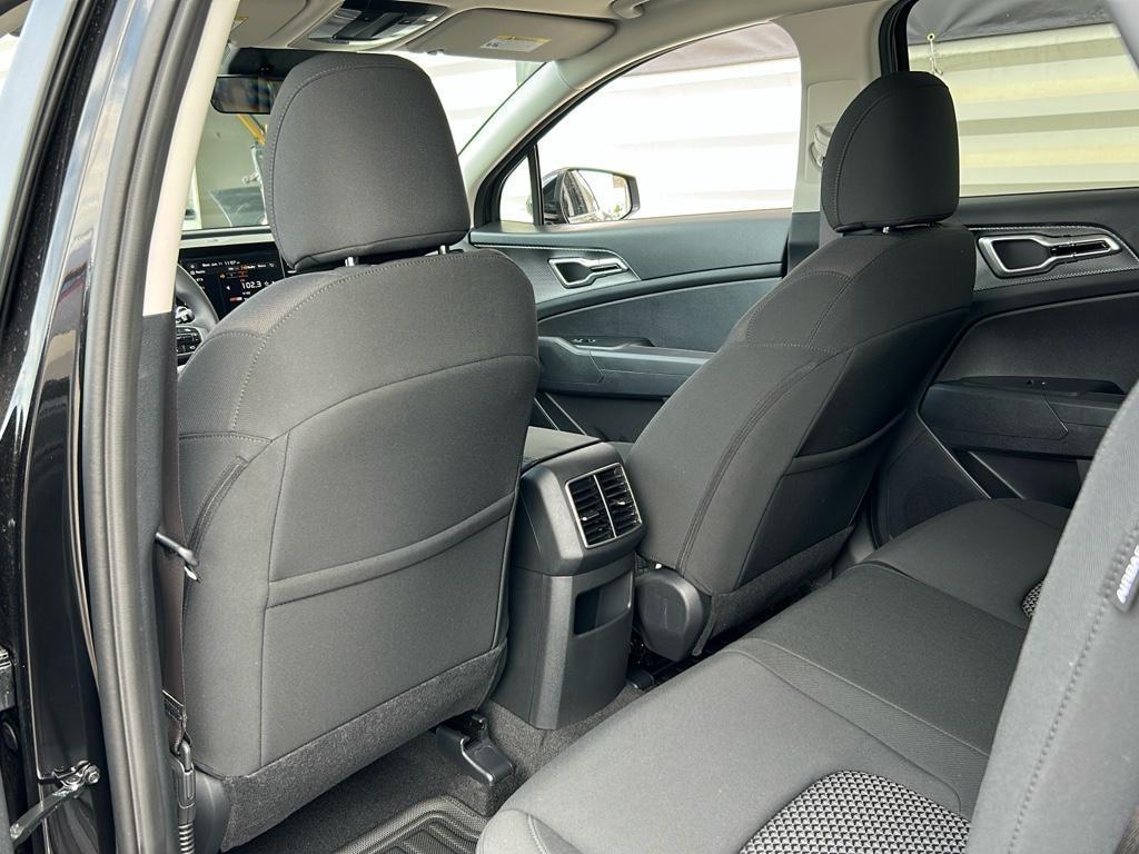 new 2025 Kia Sportage Hybrid car, priced at $30,305