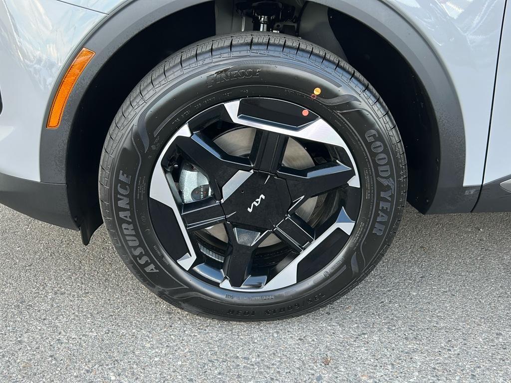 new 2026 Kia Sportage car, priced at $34,160