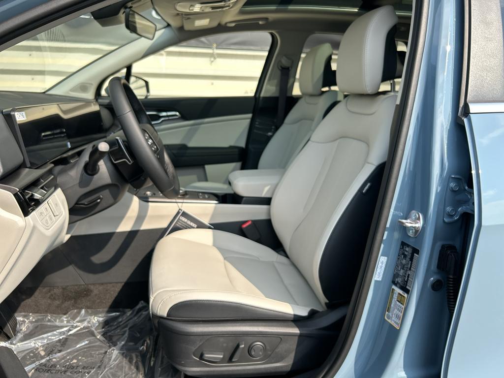 new 2026 Kia Sportage Hybrid car, priced at $35,645