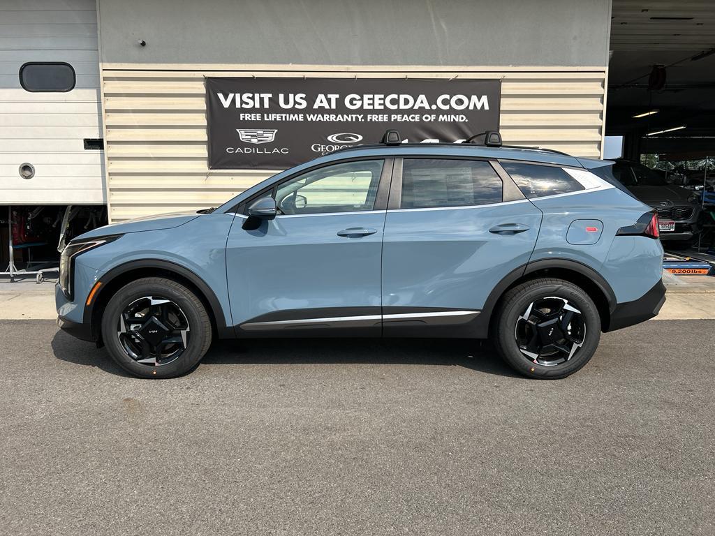 new 2026 Kia Sportage Hybrid car, priced at $35,645