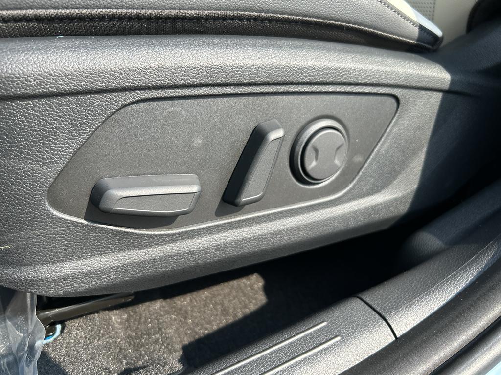 new 2026 Kia Sportage Hybrid car, priced at $35,645