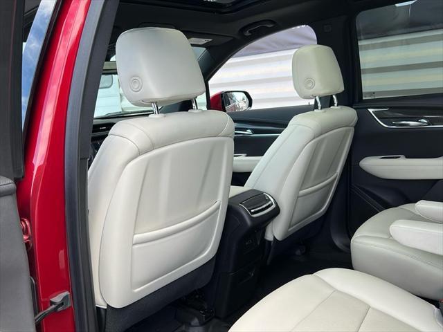 used 2021 Cadillac XT6 car, priced at $37,491