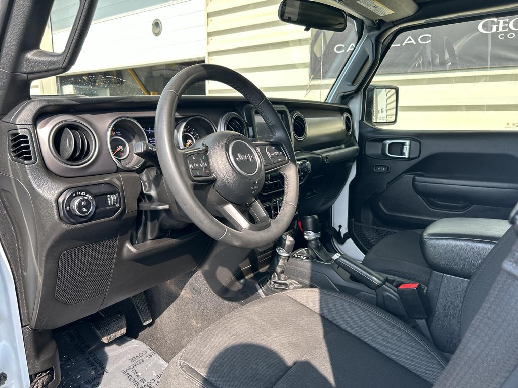 used 2023 Jeep Gladiator car, priced at $30,999