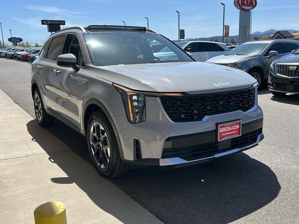 new 2025 Kia Sorento car, priced at $35,035