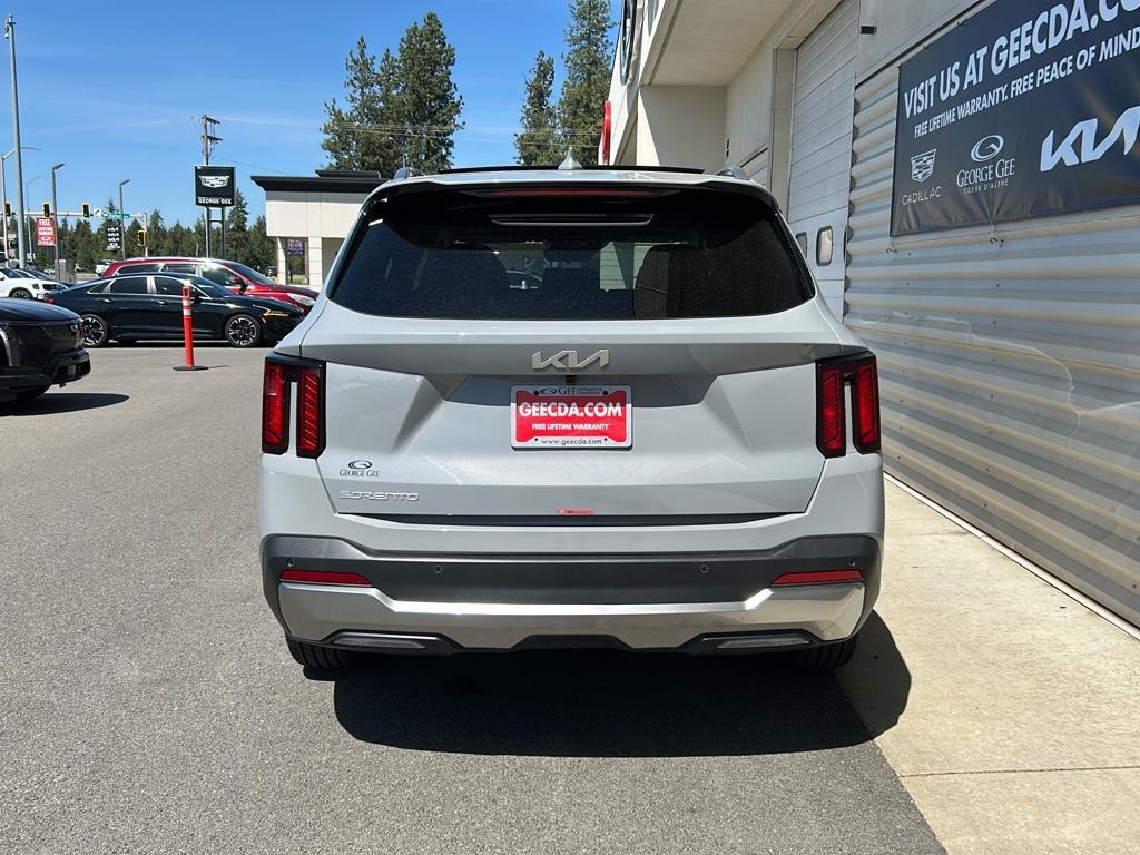 new 2025 Kia Sorento car, priced at $35,035