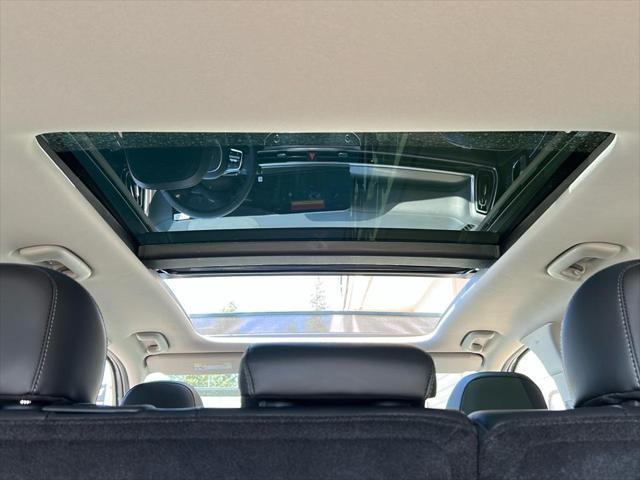 new 2025 Kia Sorento car, priced at $38,535