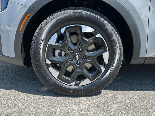 new 2025 Kia Sorento car, priced at $38,535