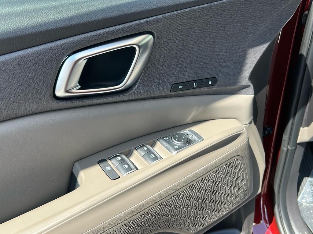new 2026 Kia Carnival Hybrid car, priced at $48,965