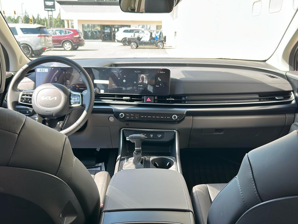 new 2026 Kia Carnival car, priced at $39,095