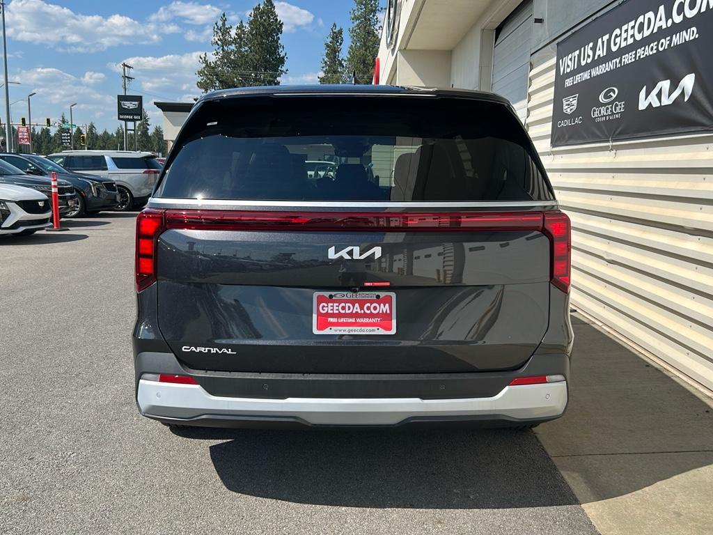 new 2026 Kia Carnival car, priced at $39,095