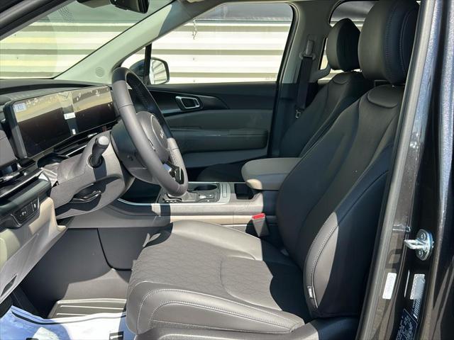 new 2026 Kia Carnival car, priced at $40,595