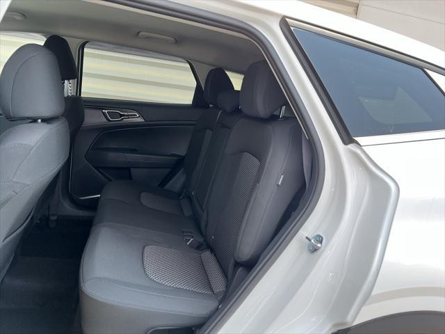 new 2025 Kia Sportage Hybrid car, priced at $32,080