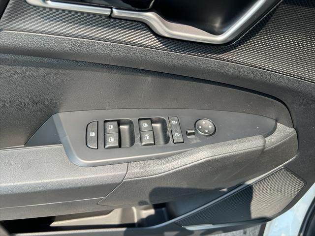 new 2025 Kia Sportage Hybrid car, priced at $32,080