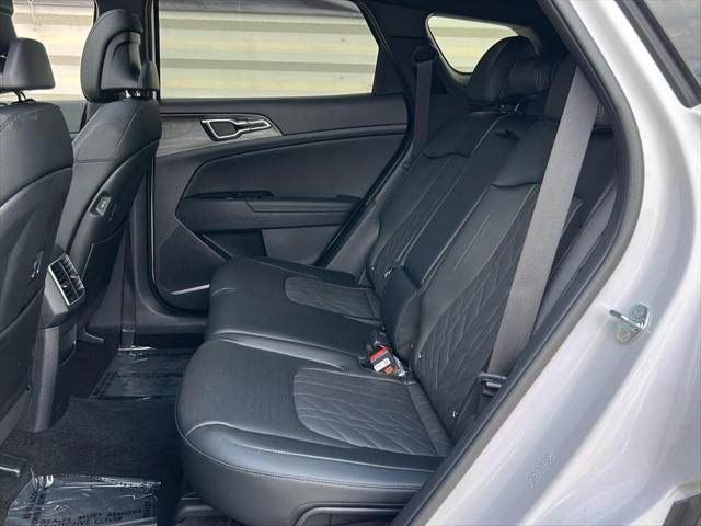 new 2025 Kia Sportage car, priced at $41,320
