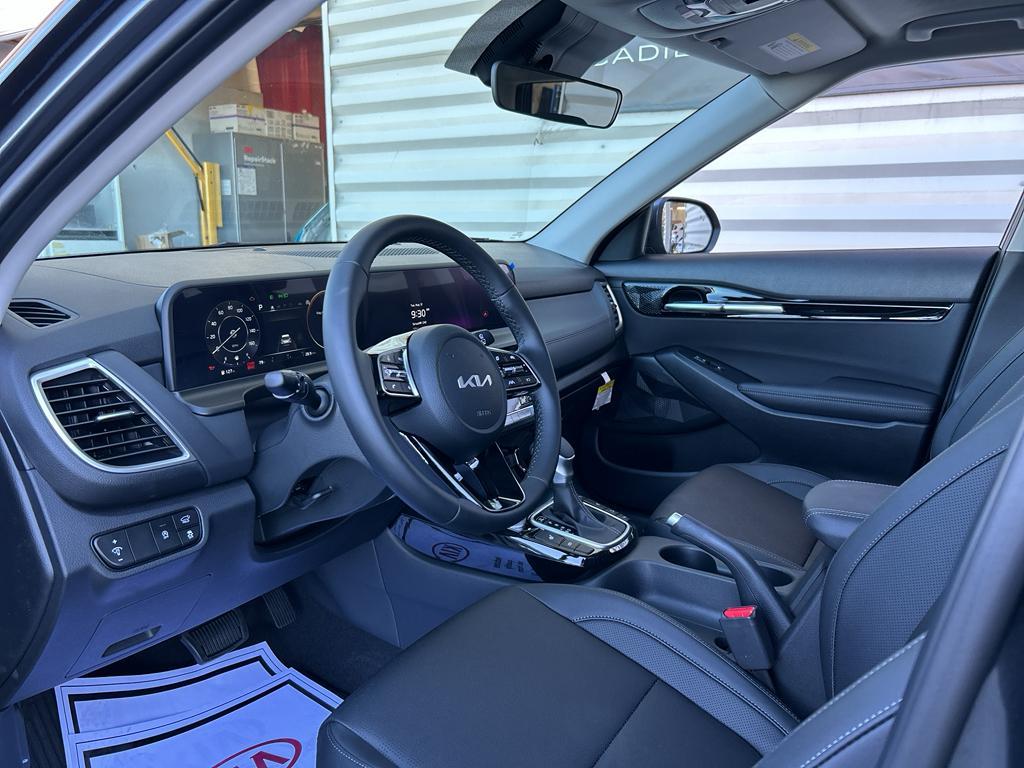 new 2026 Kia Seltos car, priced at $30,295