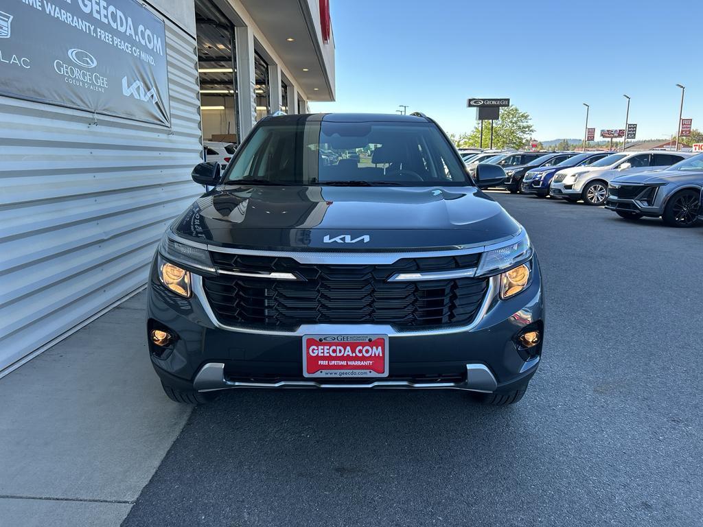 new 2026 Kia Seltos car, priced at $30,295