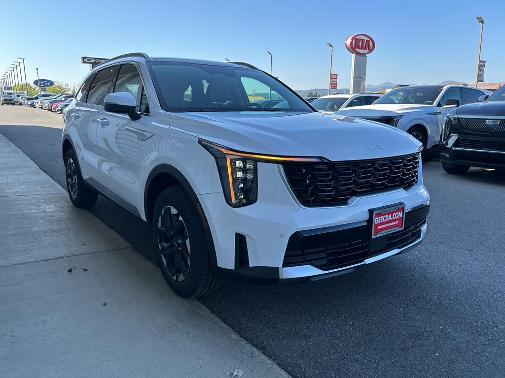 new 2026 Kia Sorento car, priced at $38,095