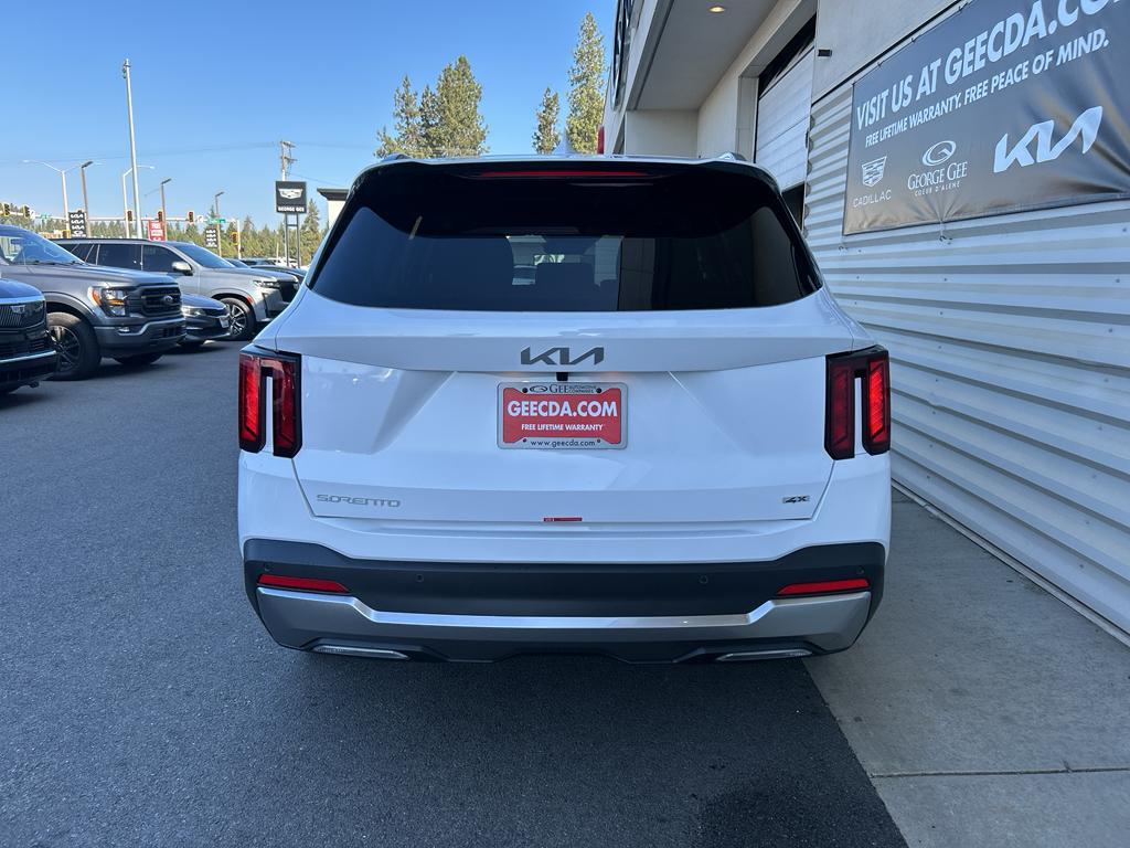 new 2026 Kia Sorento car, priced at $38,095