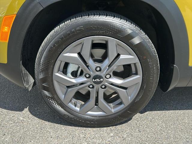 used 2024 Kia Seltos car, priced at $25,770