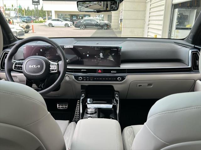 new 2025 Kia Sorento Hybrid car, priced at $48,245