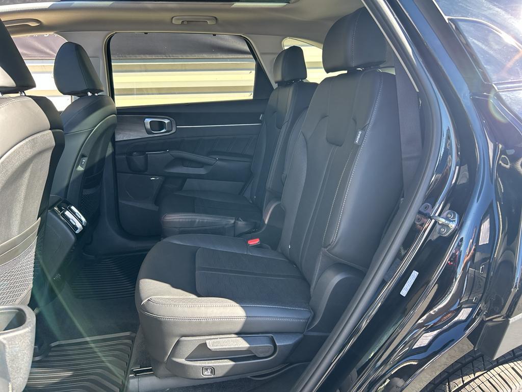 new 2026 Kia Sorento car, priced at $43,225