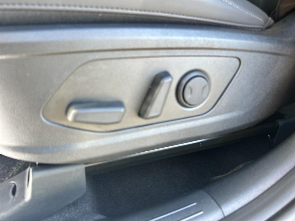 new 2026 Kia Sorento car, priced at $43,225