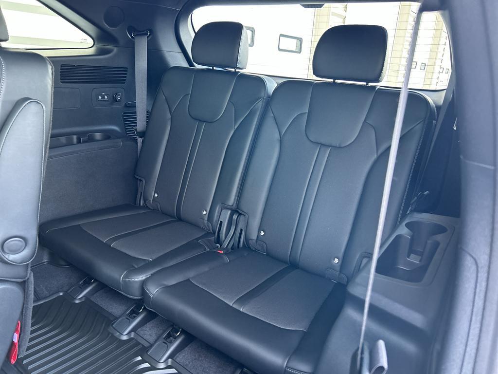 new 2026 Kia Sorento car, priced at $45,300