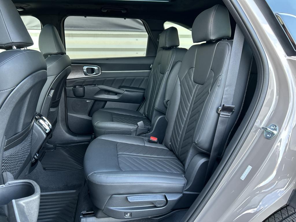 new 2026 Kia Sorento car, priced at $45,300
