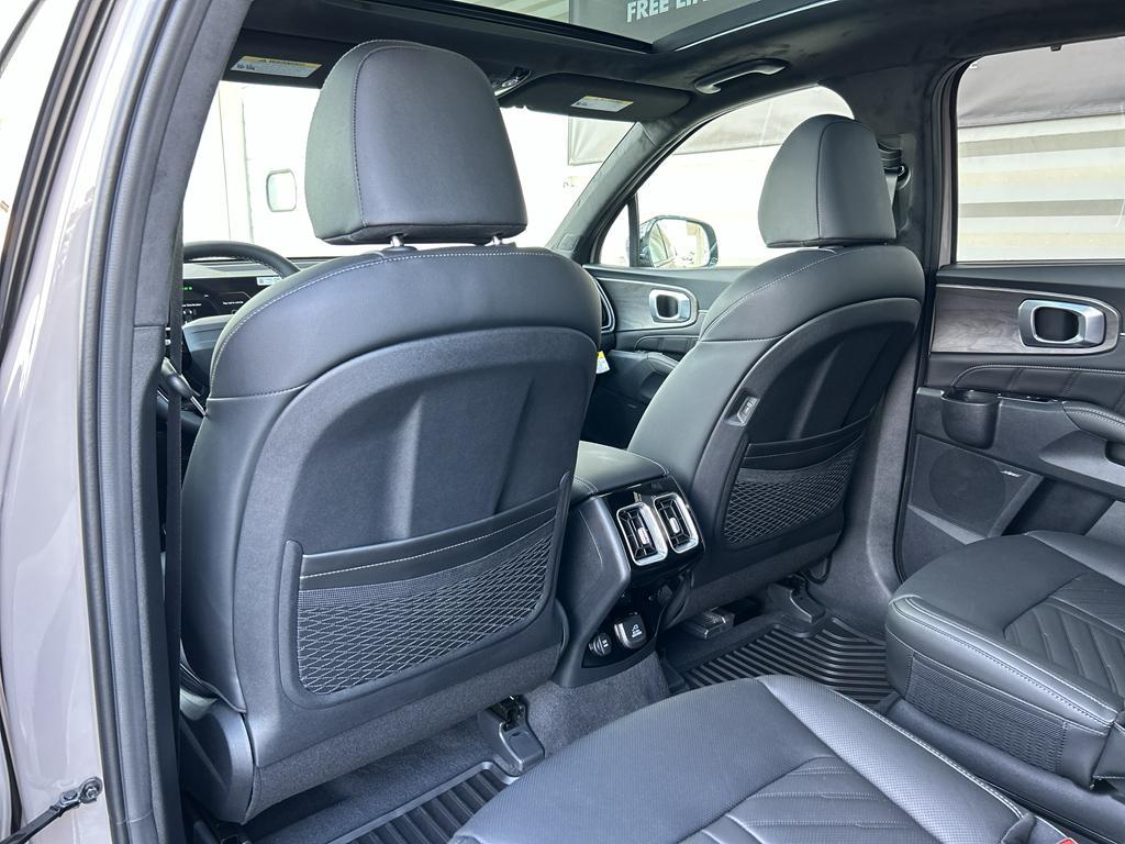 new 2026 Kia Sorento car, priced at $45,300