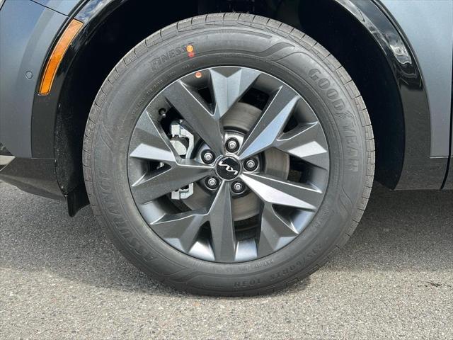 new 2025 Kia Sportage Hybrid car, priced at $40,080